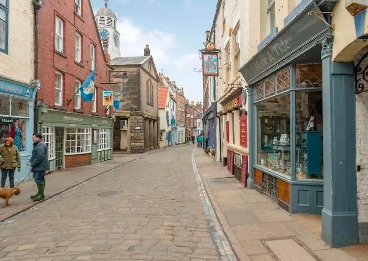 Vakantiehuis The Old Bakery - Luxury Three Bed House With Roof Terrace Villa Whitby