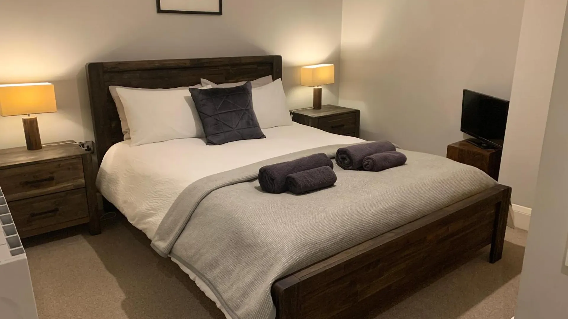 The Old Bakery - Luxury Three Bed House With Roof Terrace Villa Whitby